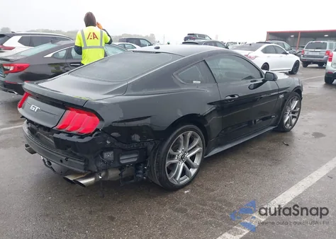 2019 Ford Mustang Gt Premium z USA, uszkodzony, nr VIN 1FA6P8CF4K5123204